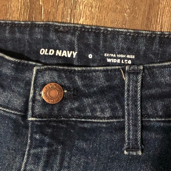 Old Navy Extra High Rise Wide Leg Jeans Women's 0 Trouser Flare in Rhie Wash - Picture 2 of 8